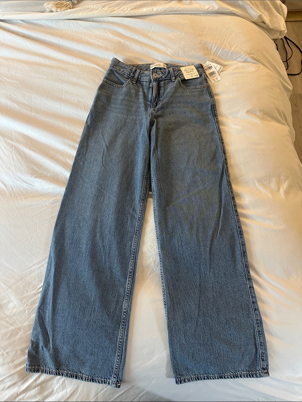 abercrombie kids wide-leg jeans in blue wash